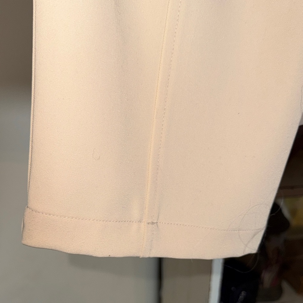 NWT M 7 For All Mankind Light Tan Pants. Elastic drawstring waist, 4 pockets. - Picture 7 of 7